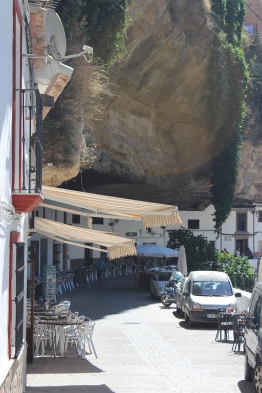 Casa Rural Cuevas Del Sol Setenil de las Bodegas Kültér fotó