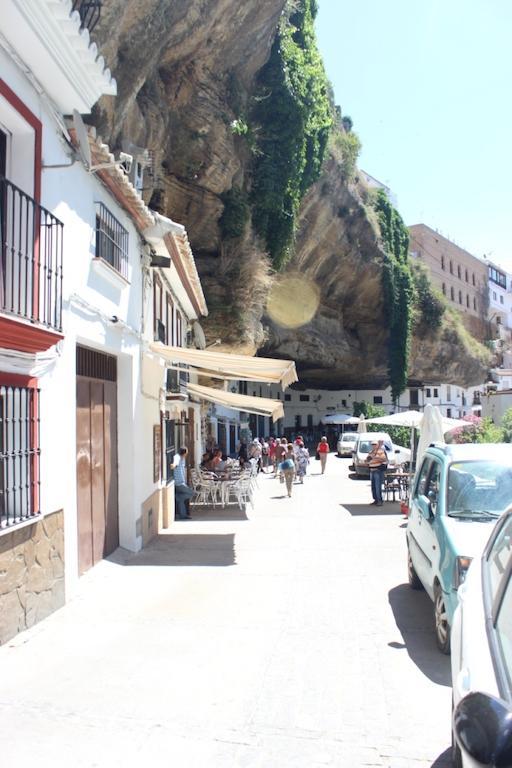 Casa Rural Cuevas Del Sol Setenil de las Bodegas Kültér fotó