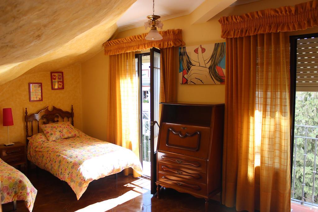 Casa Rural Cuevas Del Sol Setenil de las Bodegas Szoba fotó