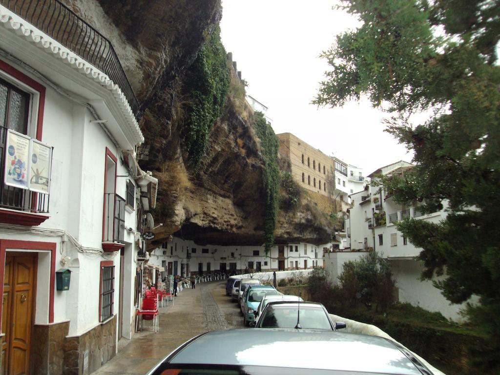 Casa Rural Cuevas Del Sol Setenil de las Bodegas Kültér fotó