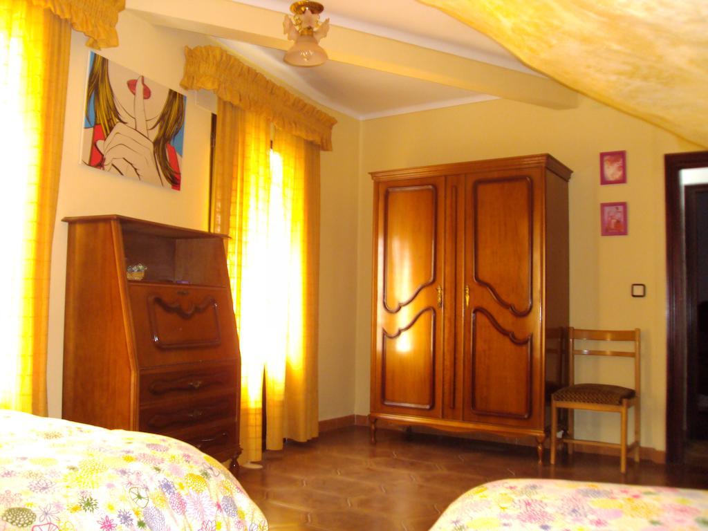 Casa Rural Cuevas Del Sol Setenil de las Bodegas Szoba fotó