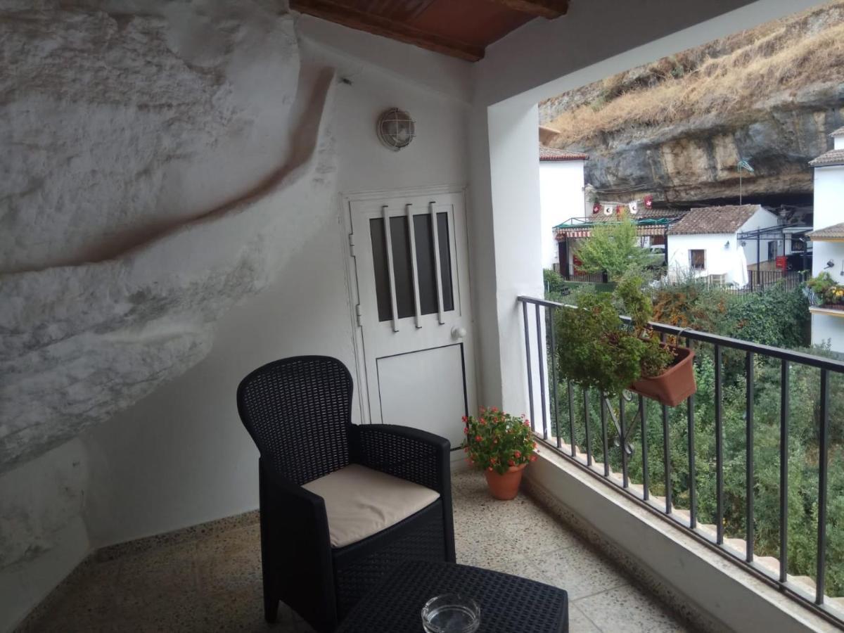 Casa Rural Cuevas Del Sol Setenil de las Bodegas Kültér fotó